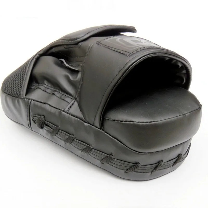 Boxing Hand Target Curved Boxing Pads MMA Target Focus Punching Gloves Thai Strike Kick Shield Hook Jab Pads Kickboxing Training